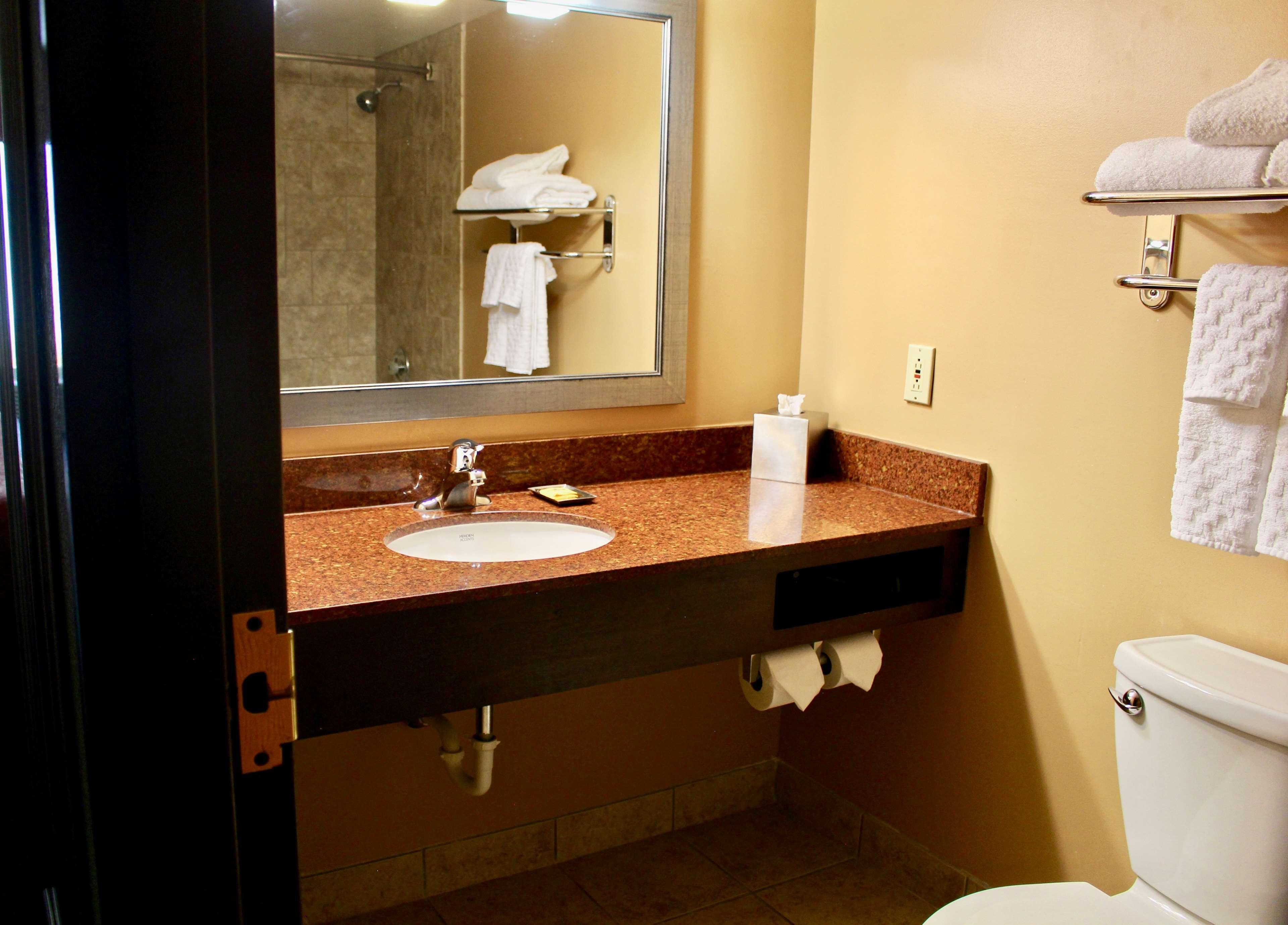 Best Western Plus Dakota Ridge Eagan Exterior photo