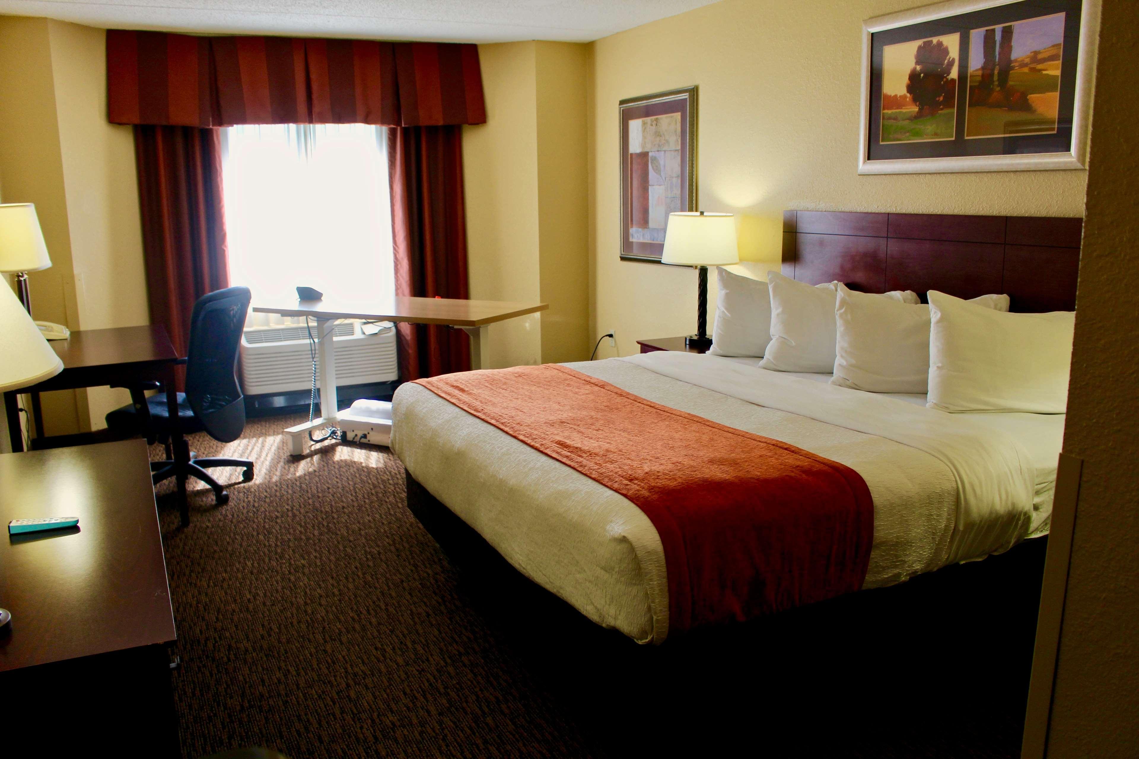 Best Western Plus Dakota Ridge Eagan Exterior photo