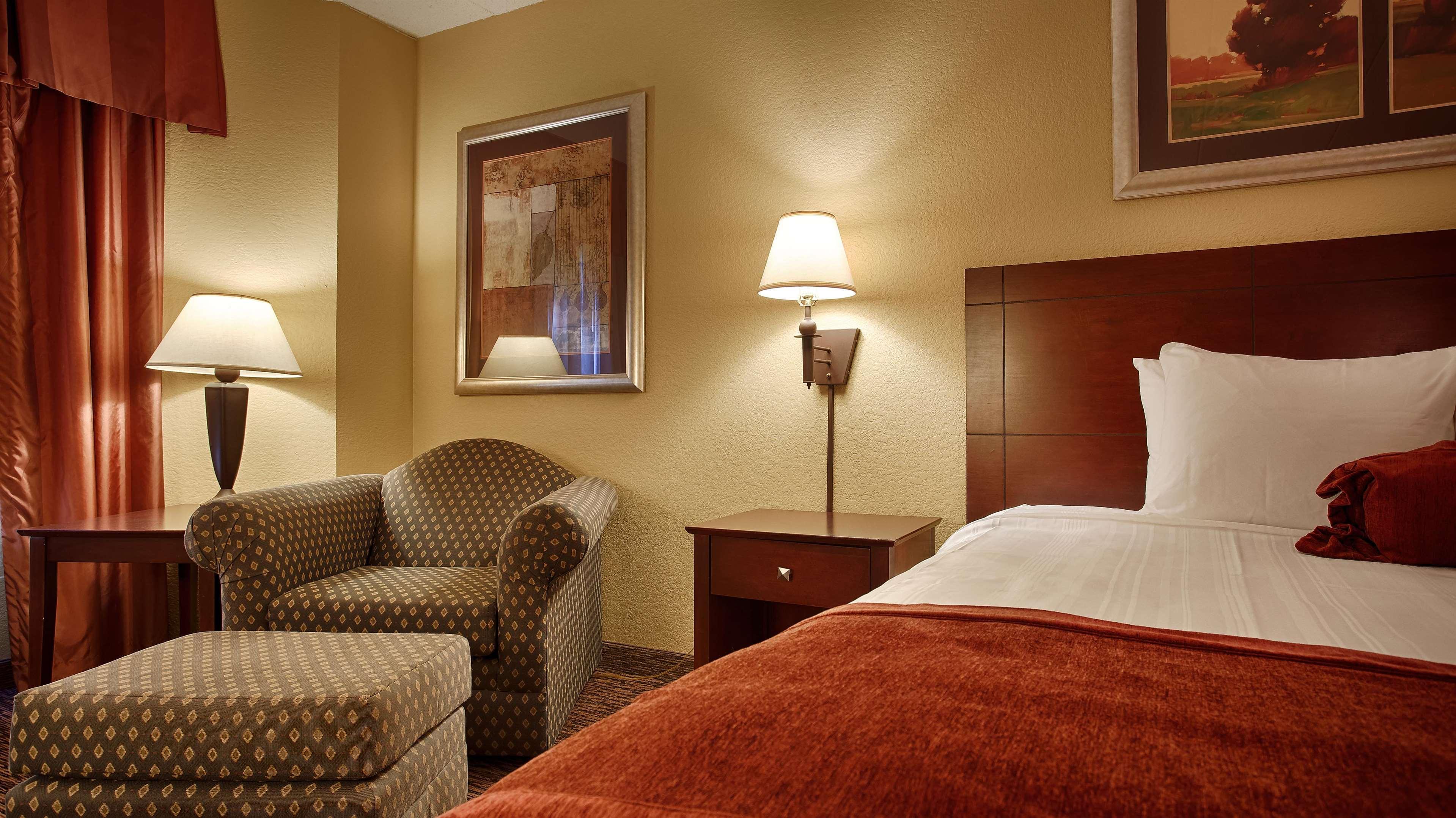 Best Western Plus Dakota Ridge Eagan Exterior photo