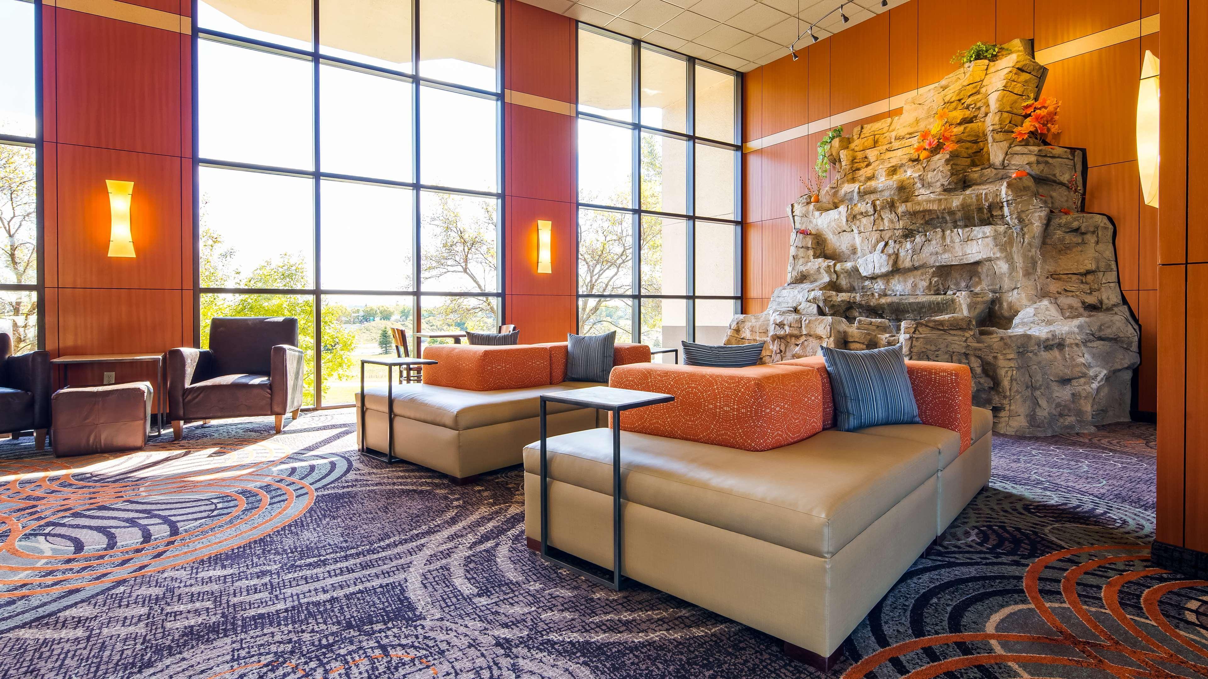 Best Western Plus Dakota Ridge Eagan Exterior photo